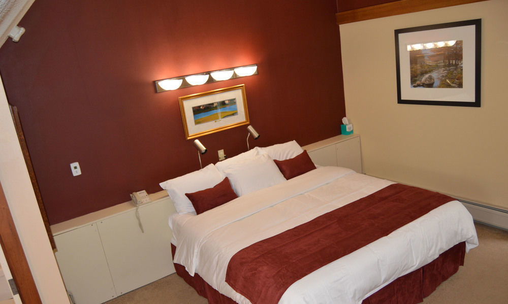 The Inn At Crumpin-Fox Bernardston Extérieur photo