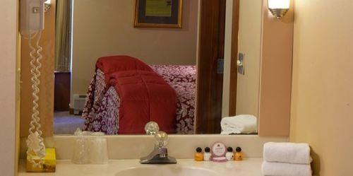The Inn At Crumpin-Fox Bernardston Chambre photo